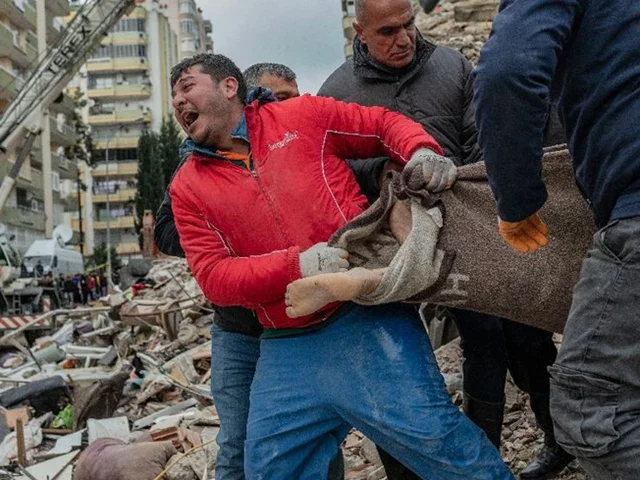 زلزله ای به بزرگی 7.8 ریشتر جنوب شرق ترکیه و شمال سوریه را لرزاند